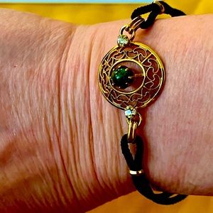 Vintage AMCO Bracelet. Surrounded by Cabochon and two sparkling rhinestones.